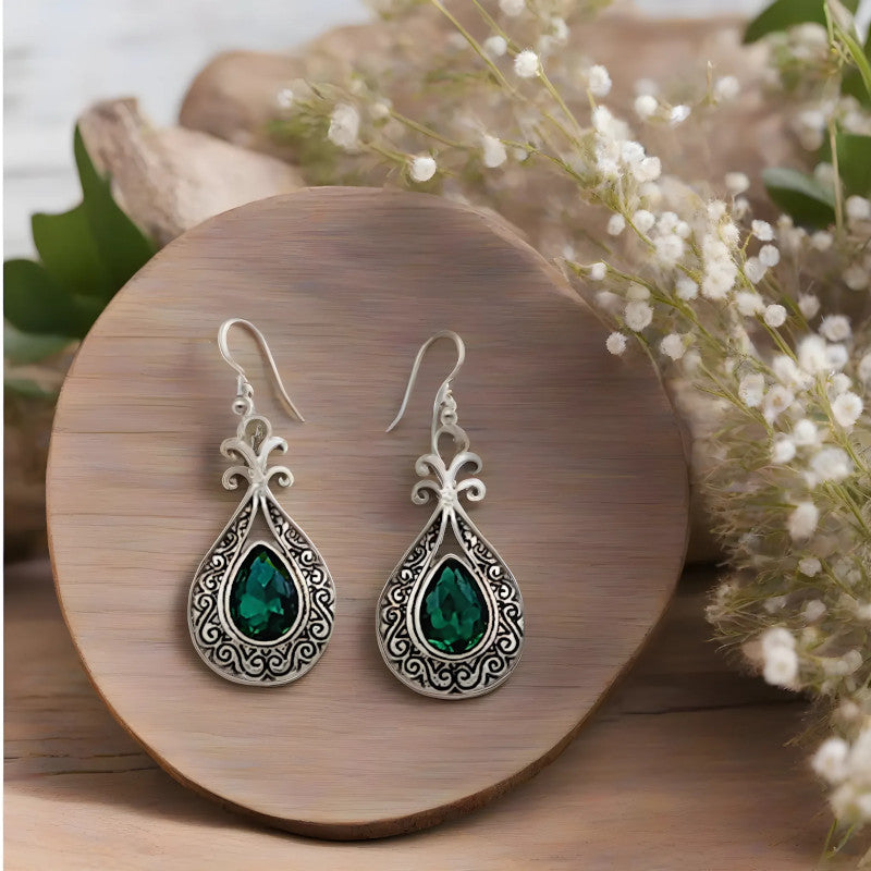 Cercei teardrop cu detalii etnice