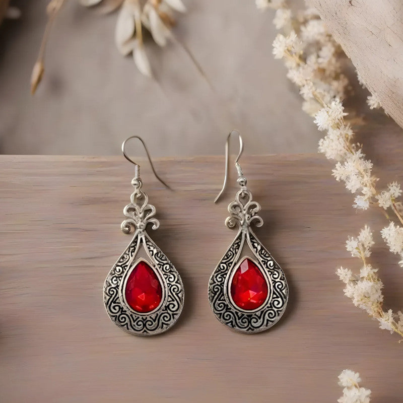 Cercei teardrop cu detalii etnice