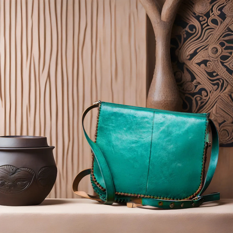 geanta handmade piele verde modele etnice