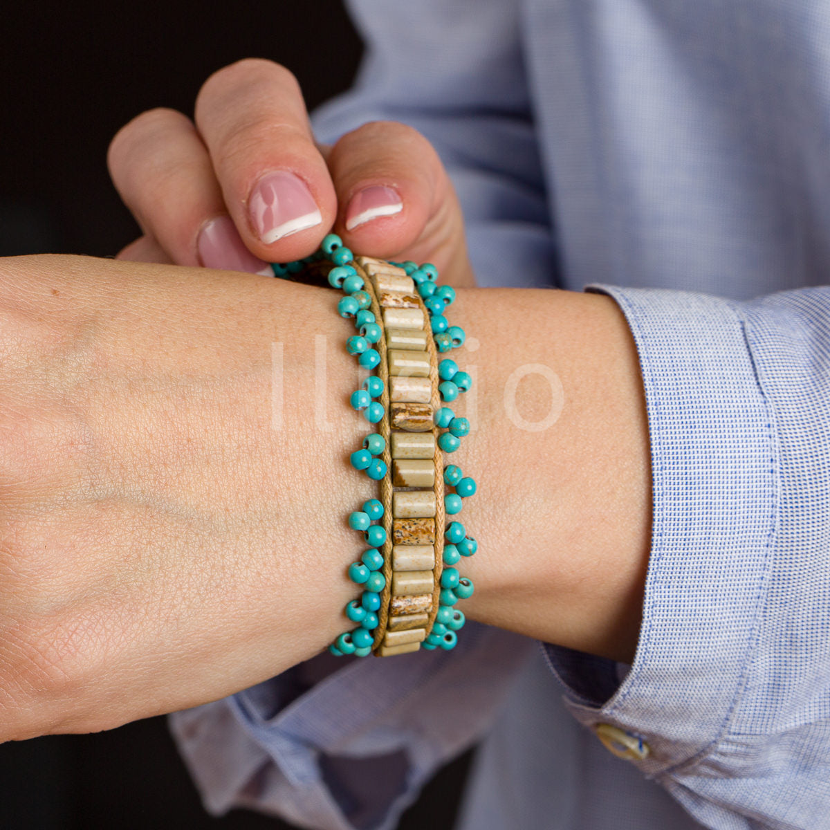Bratara pentru femei, din pietre semipretioase, de Jasp Turcoaz si Beige - Ilisio.ro
