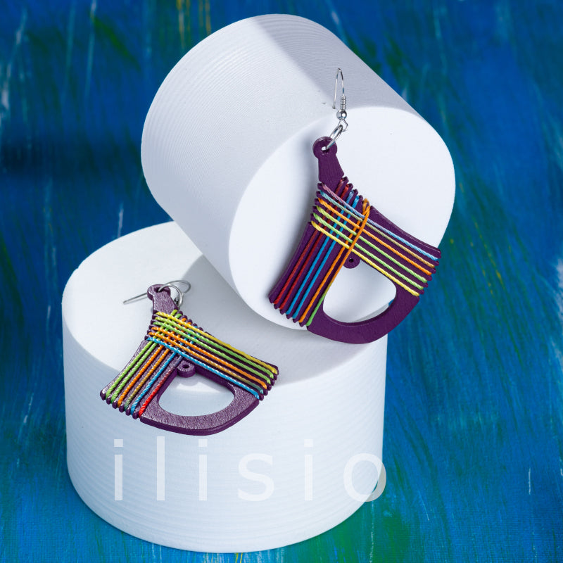 cercei geometrici mov din lemn