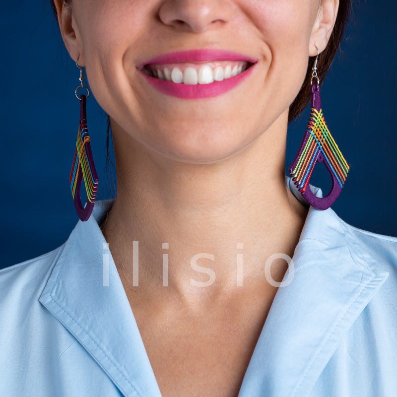 cercei geometrici mov din lemn