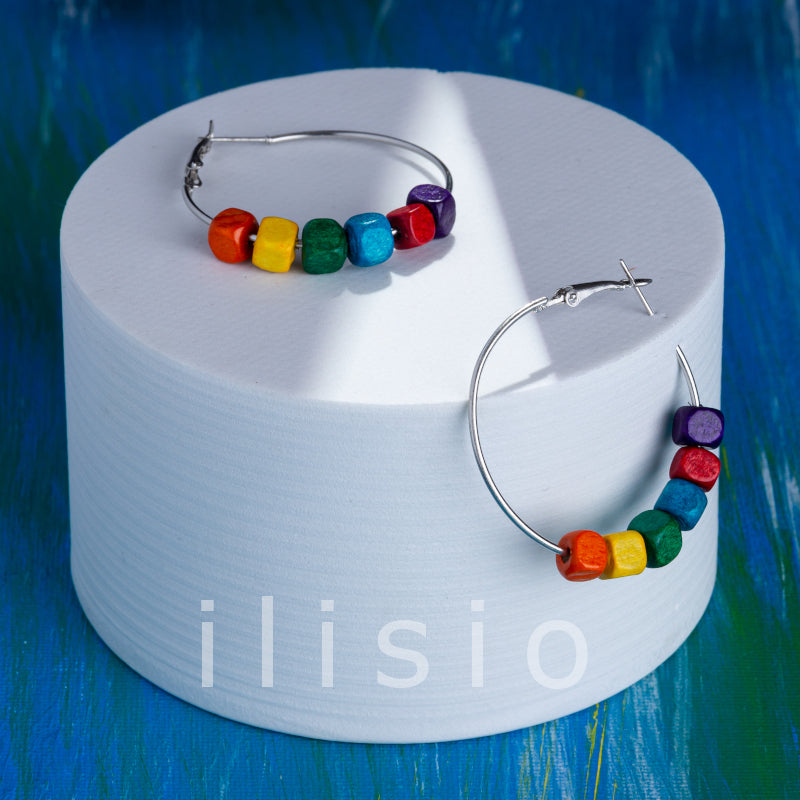 cercei rotunzi din lemn multicolor