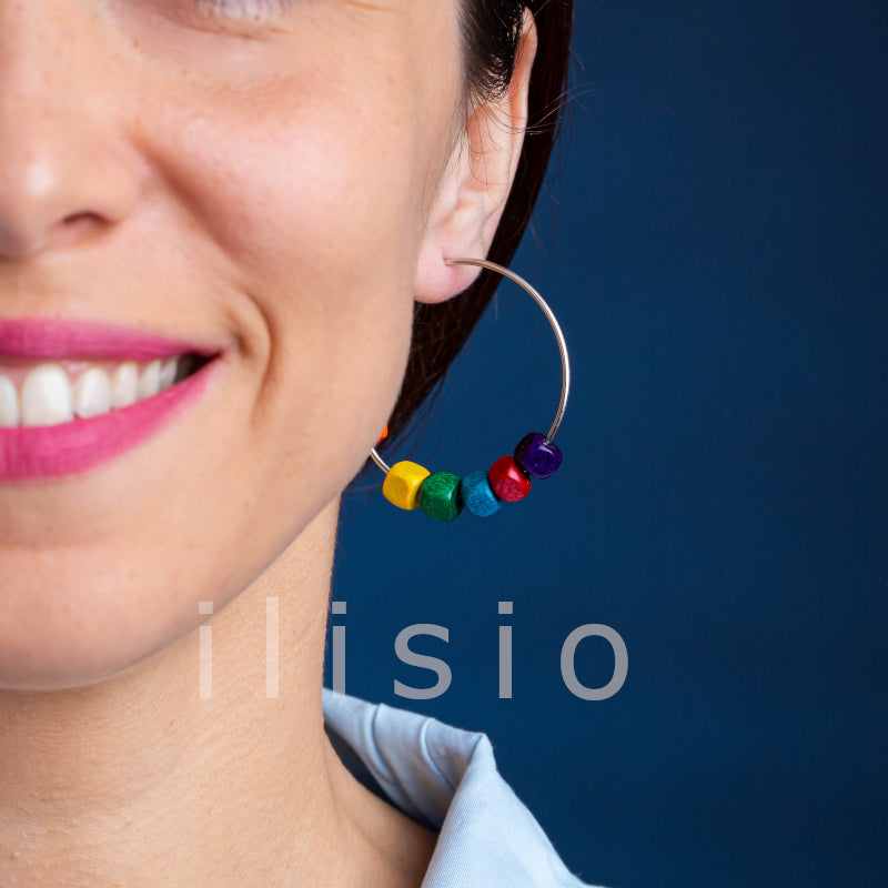 cercei rotunzi din lemn multicolor