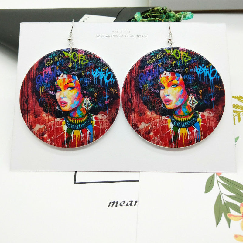 Cercei rotunzi din lemn cu model etnic