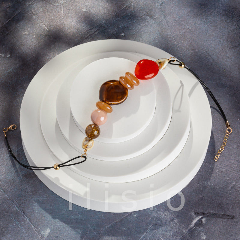 Colier boem cu mărgele ceramice